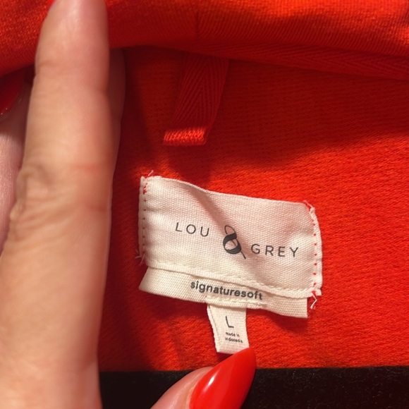 Lou & Grey LOFT Signaturesoft Cowl Neck LIKE NEW CHERRY RED Tunic Top L - Picture 4 of 8